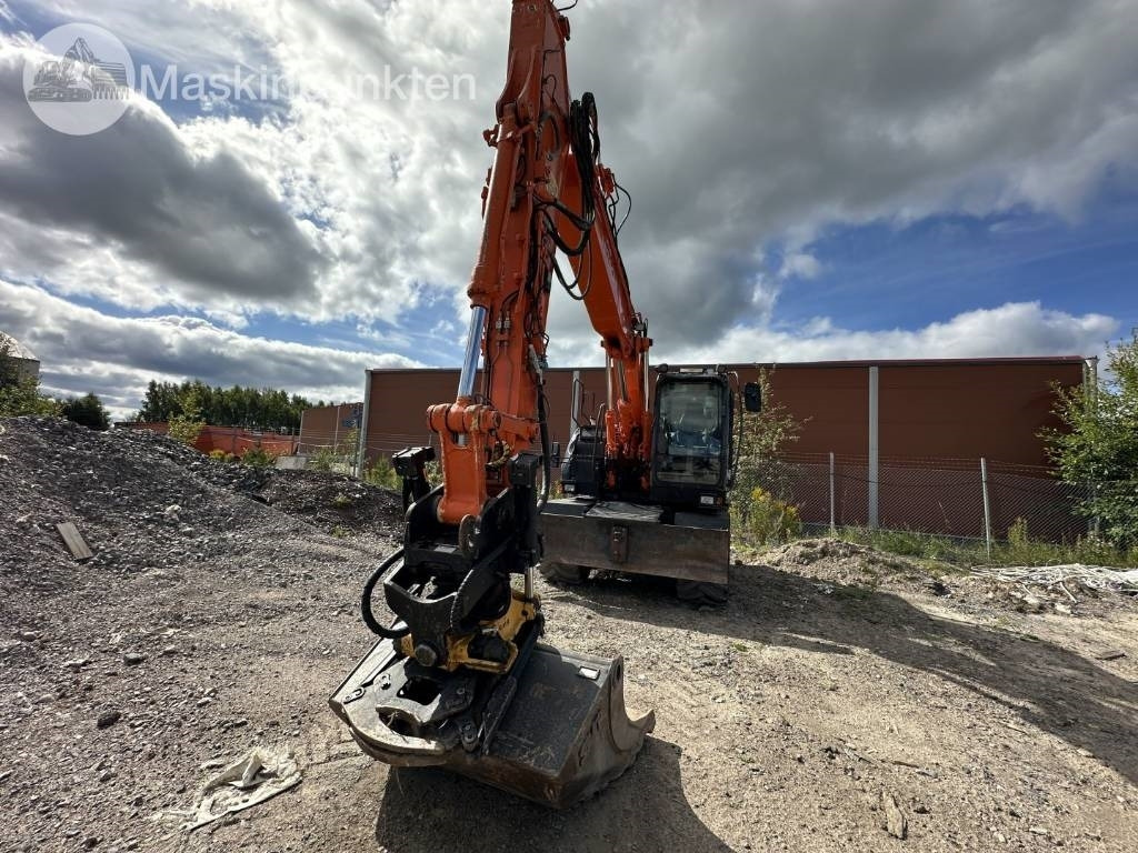 Hitachi ZX 140 W-5B - Багер на тркала: слика 2 Hitachi ZX 140 W-5B - Багер на тркала: слика 2