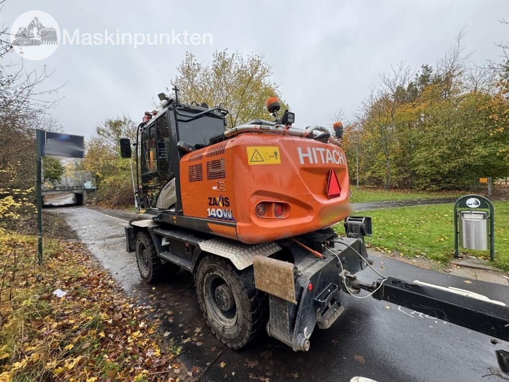 Hitachi ZX 140 W-6 Tippvagn med redskap - Багер на тркала: слика 2 Hitachi ZX 140 W-6 Tippvagn med redskap - Багер на тркала: слика 2