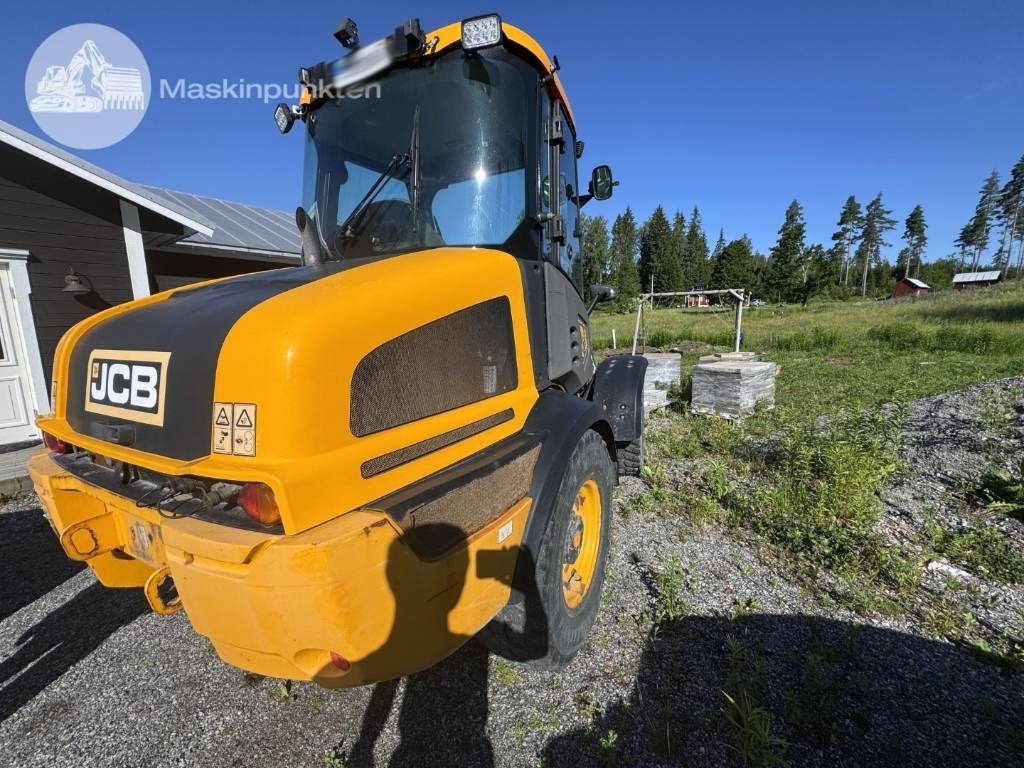JCB 413 K - Натоварувач на тркала: слика 3 JCB 413 K - Натоварувач на тркала: слика 3