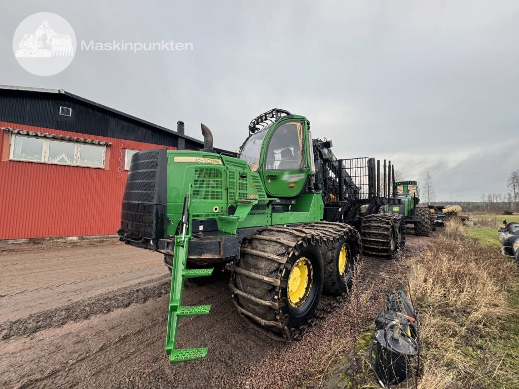John Deere 1910 G  - Пренесувач на стебла: слика 2 John Deere 1910 G  - Пренесувач на стебла: слика 2