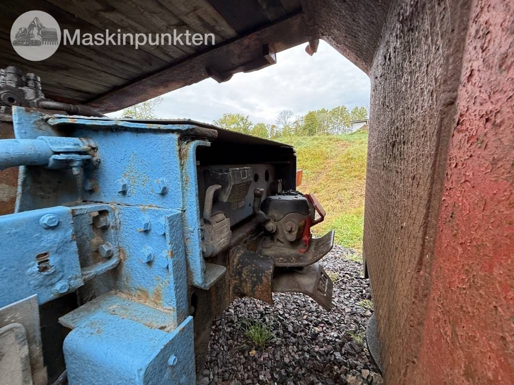 Камион влекач Scania R144LB6X2*4NB460: слика 9