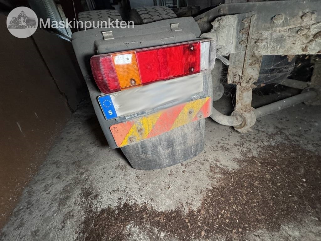 Камион влекач Volvo FH 12: слика 16 Камион влекач Volvo FH 12: слика 16