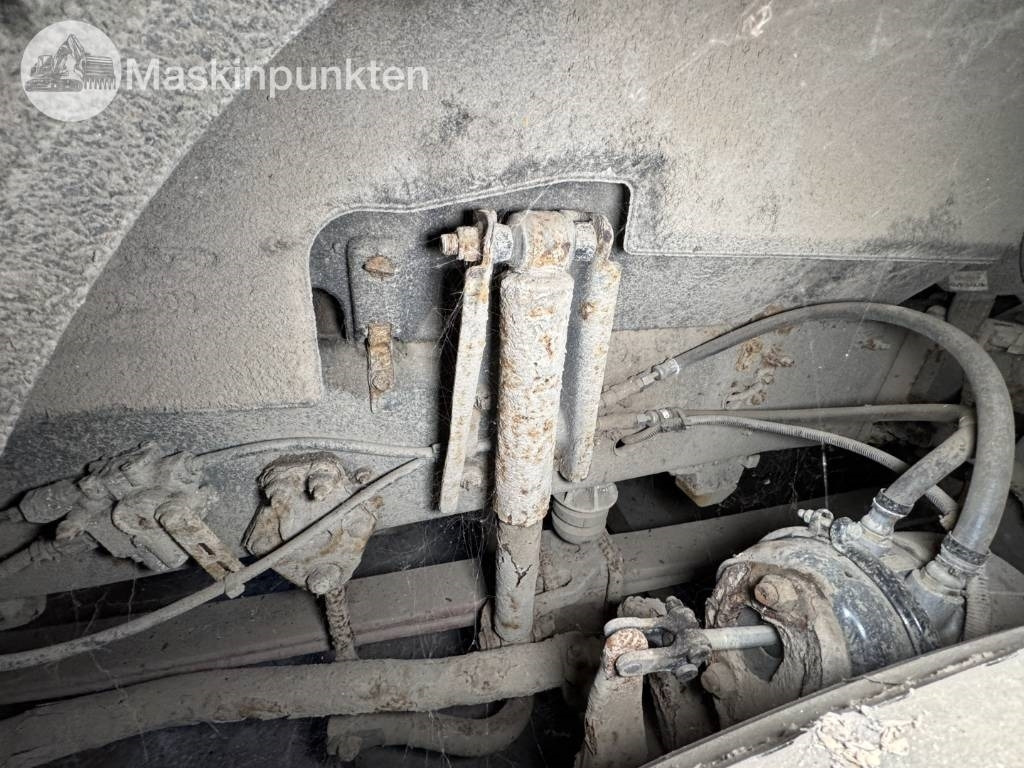 Камион влекач Volvo FH 12: слика 6 Камион влекач Volvo FH 12: слика 6