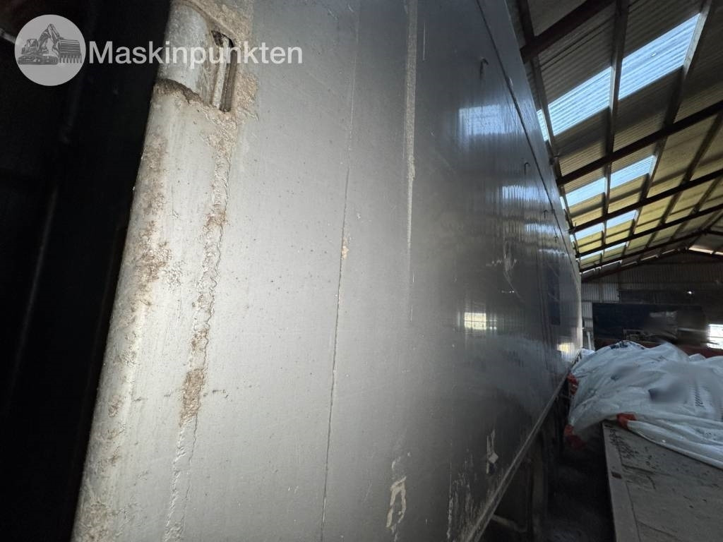 Knapen KOWF 390 - Полуприколка со подвижен под за истовар: слика 3 Knapen KOWF 390 - Полуприколка со подвижен под за истовар: слика 3