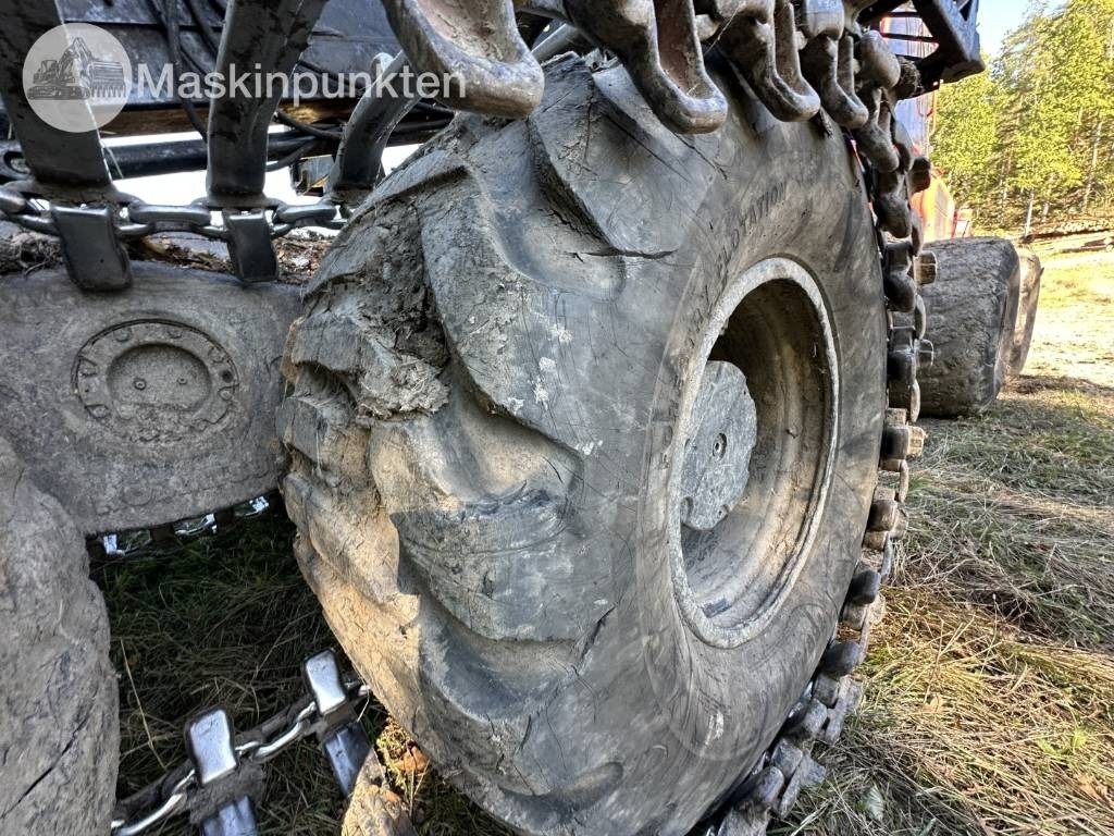 Пренесувач на стебла Komatsu 895: слика 26
