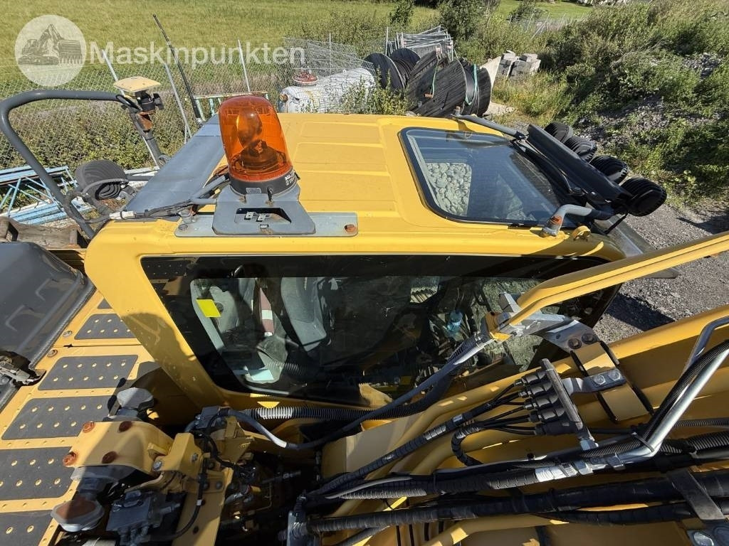 Багер гасеничар Komatsu PC 210 LC-11: слика 48