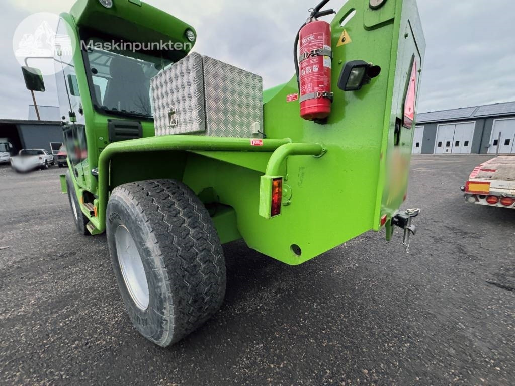 Merlo 40.17 - Телескопски натоварувач на тркала: слика 4 Merlo 40.17 - Телескопски натоварувач на тркала: слика 4