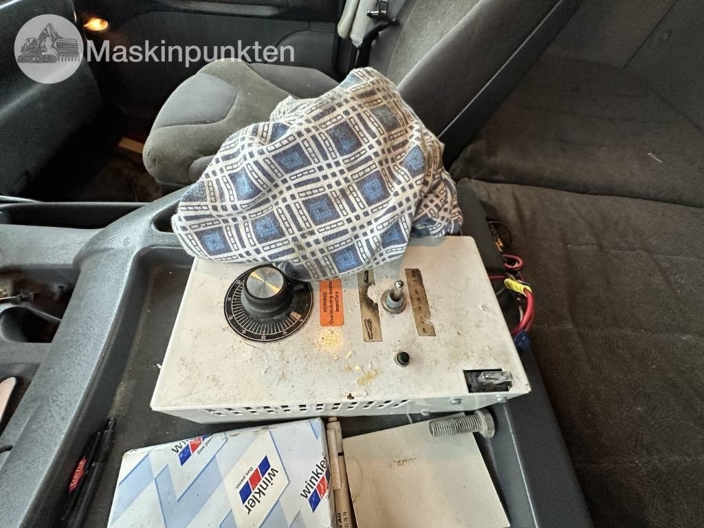 Кипер Scania 124 G 400: слика 29