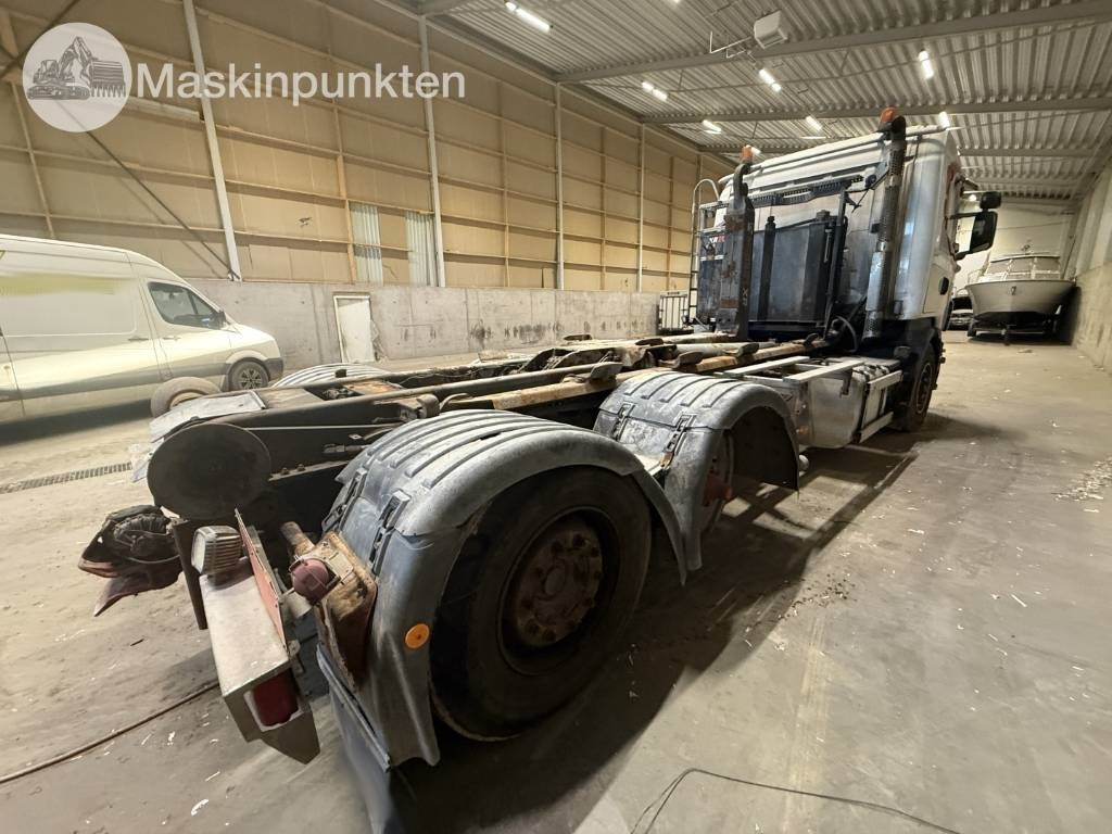 Scania Lastväxlare  - Камион со кука за подигање: слика 4 Scania Lastväxlare  - Камион со кука за подигање: слика 4