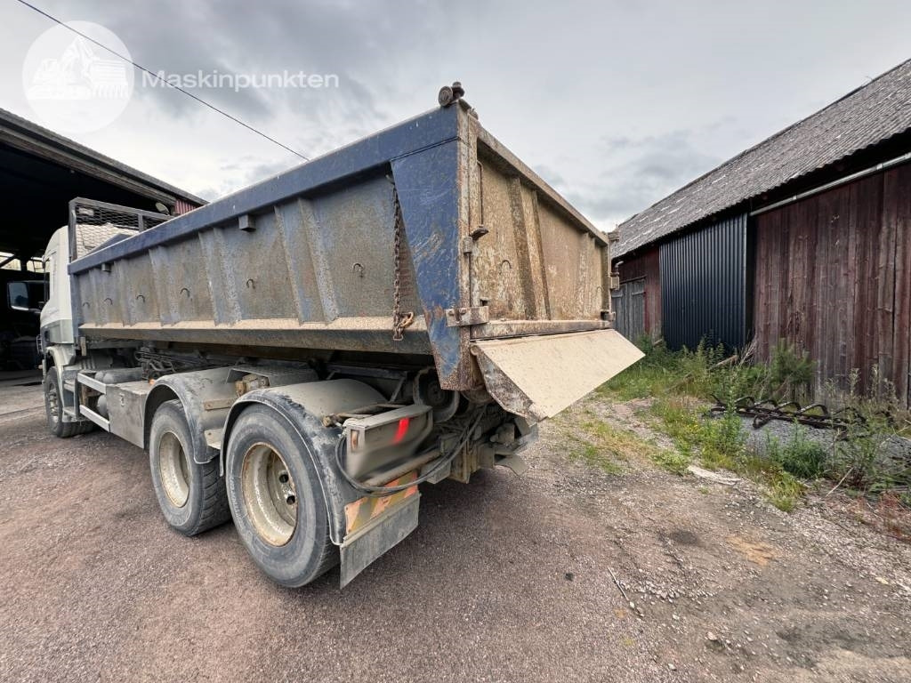 Scania P 124-360 - Камион со кука за подигање: слика 3 Scania P 124-360 - Камион со кука за подигање: слика 3