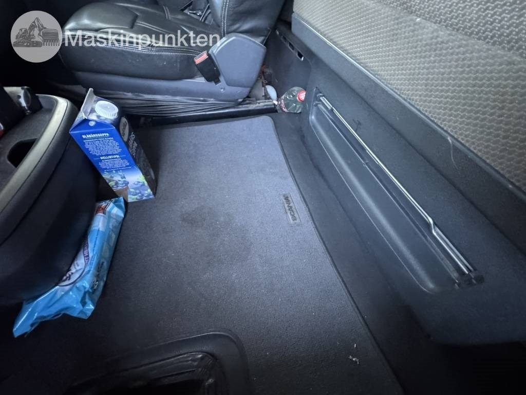 Камион за подигање контејнери Scania R 560 LB: слика 39