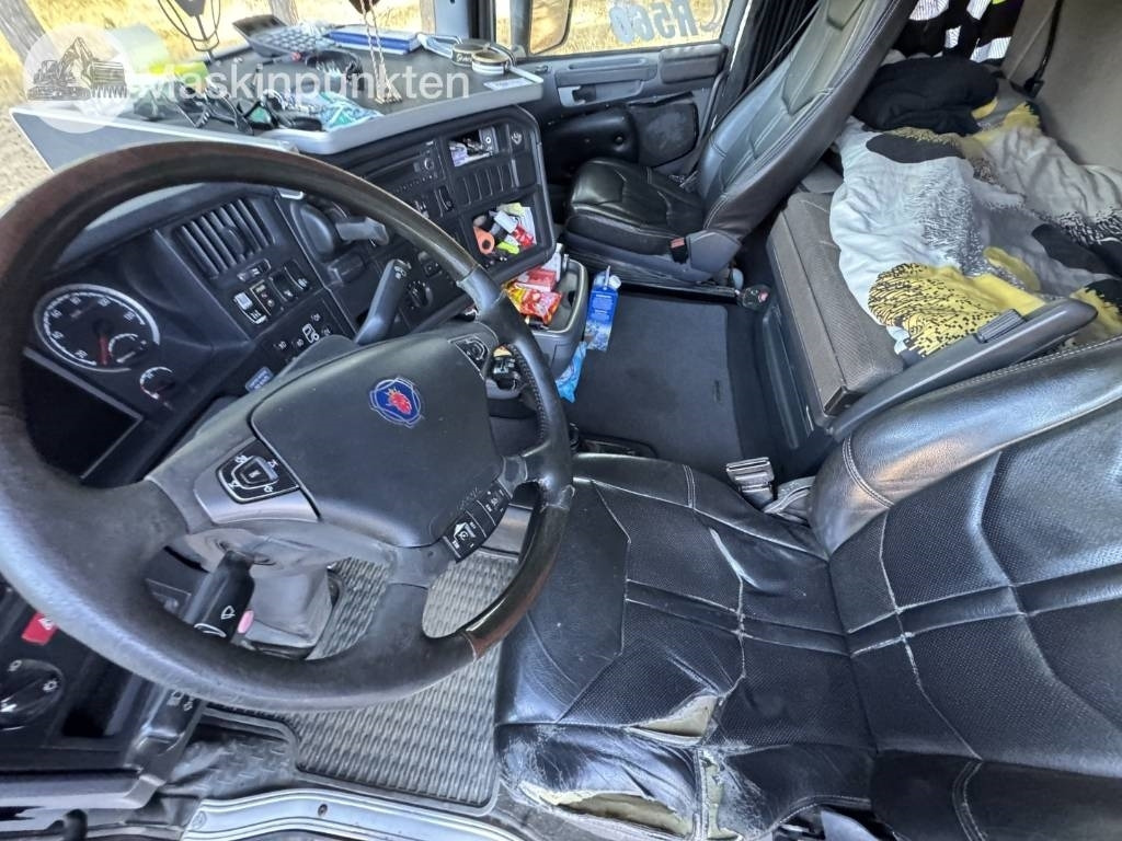 Камион за подигање контејнери Scania R 560 LB: слика 31
