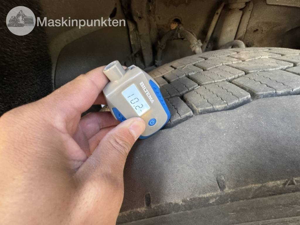 Камион за подигање контејнери Scania R 560 LB: слика 21