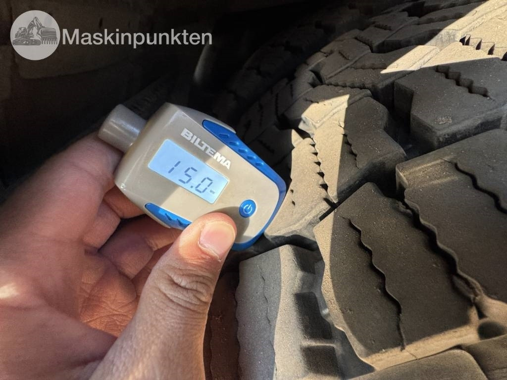 Камион за подигање контејнери Scania R 560 LB: слика 19