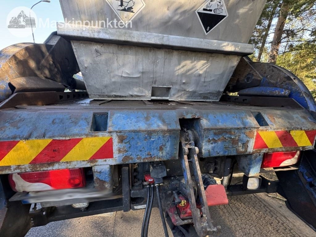 Камион за подигање контејнери Scania R 560 LB: слика 45