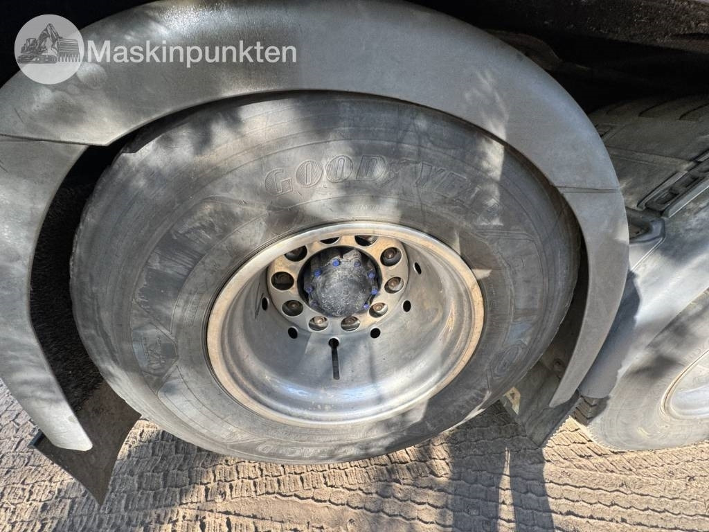 Камион за подигање контејнери Scania R 560 LB: слика 18