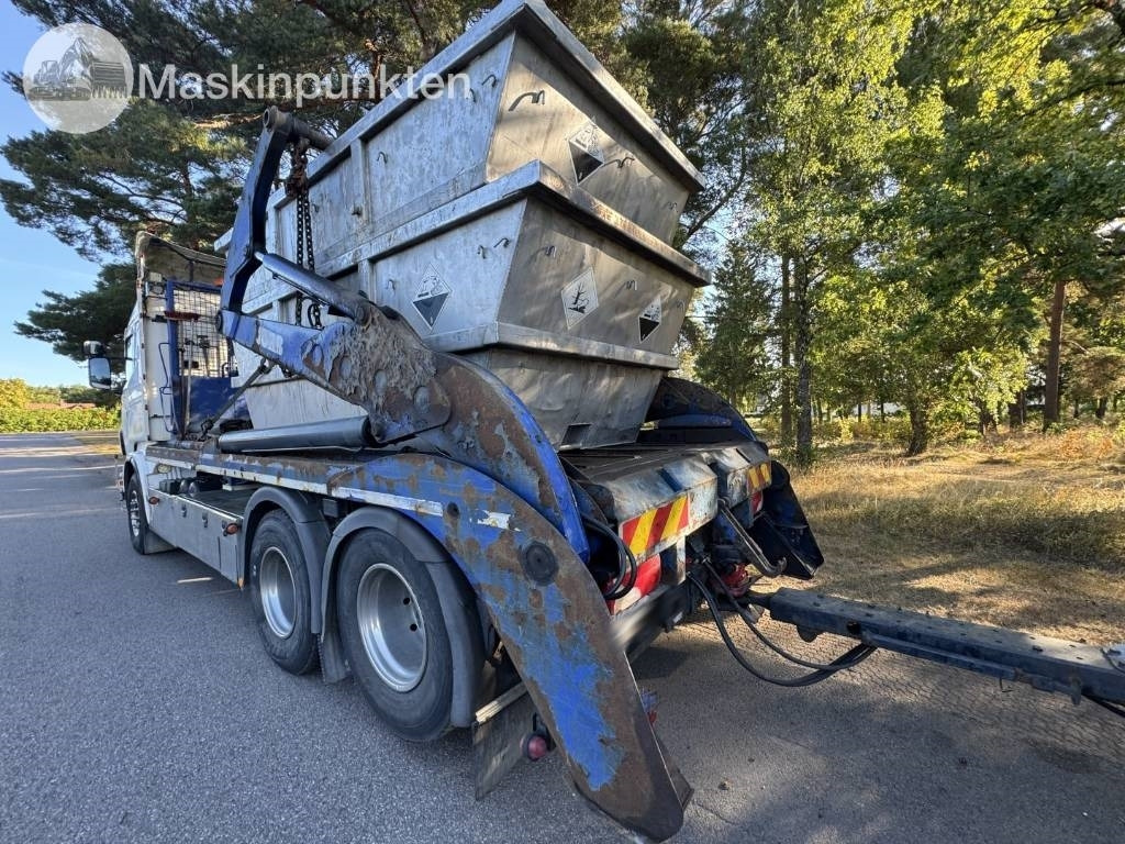 Scania R 560 LB - Камион за подигање контејнери: слика 2 Scania R 560 LB - Камион за подигање контејнери: слика 2
