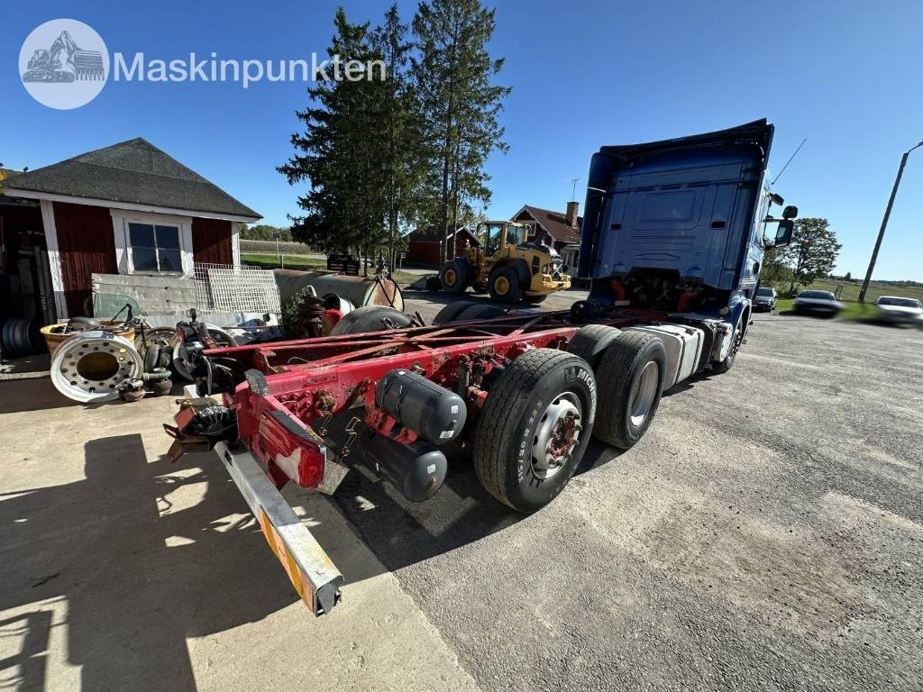 Scania R 560 LB - Камион со кабинска шасија: слика 5 Scania R 560 LB - Камион со кабинска шасија: слика 5