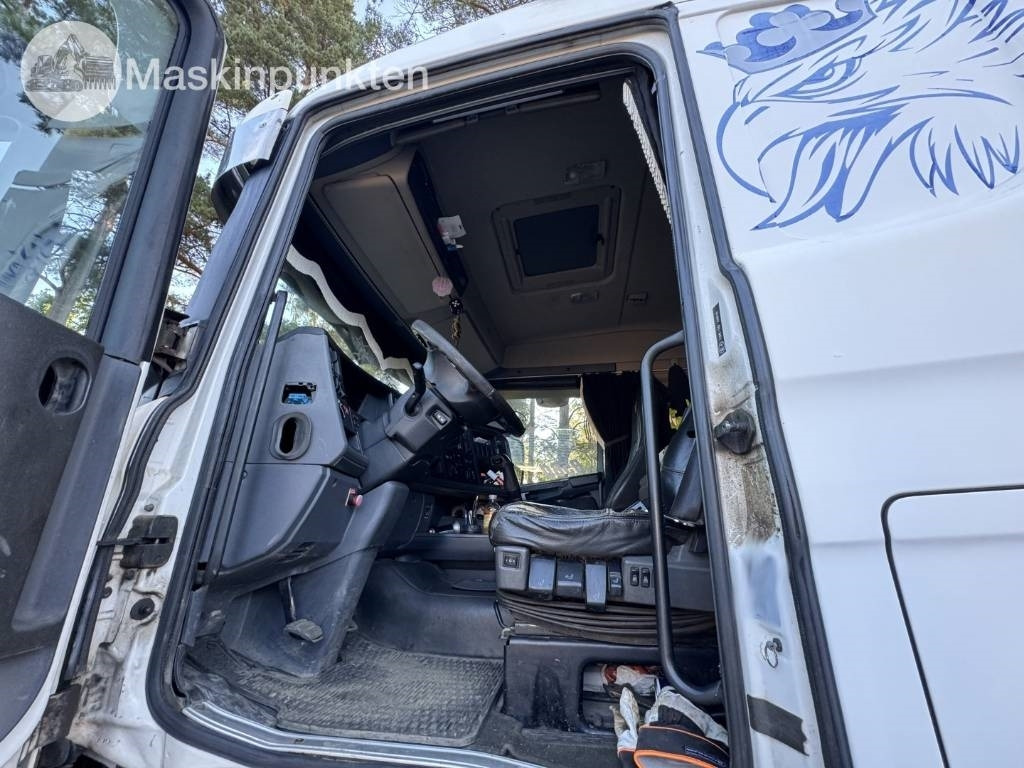 Камион за подигање контејнери Scania R 560 LB: слика 29