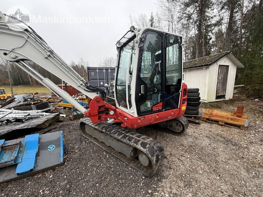 Takeuchi TB 370 - Багер гасеничар: слика 1 Takeuchi TB 370 - Багер гасеничар: слика 1