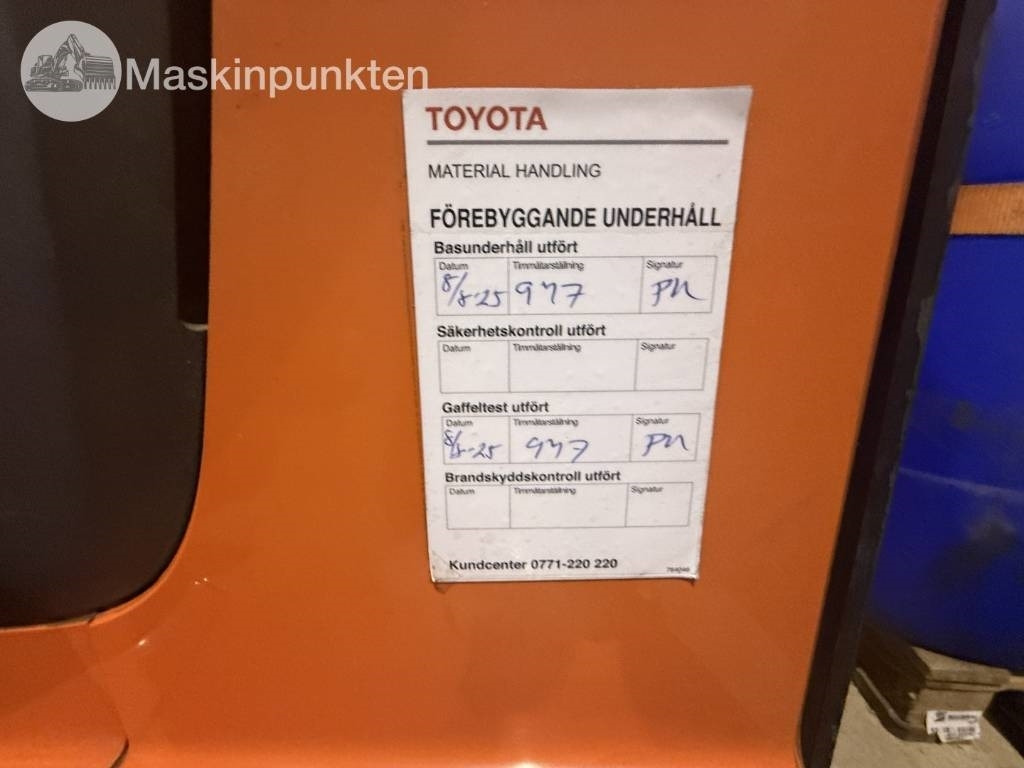 Toyota BT SWE 80 L - Електричен вилушкар: слика 4 Toyota BT SWE 80 L - Електричен вилушкар: слика 4