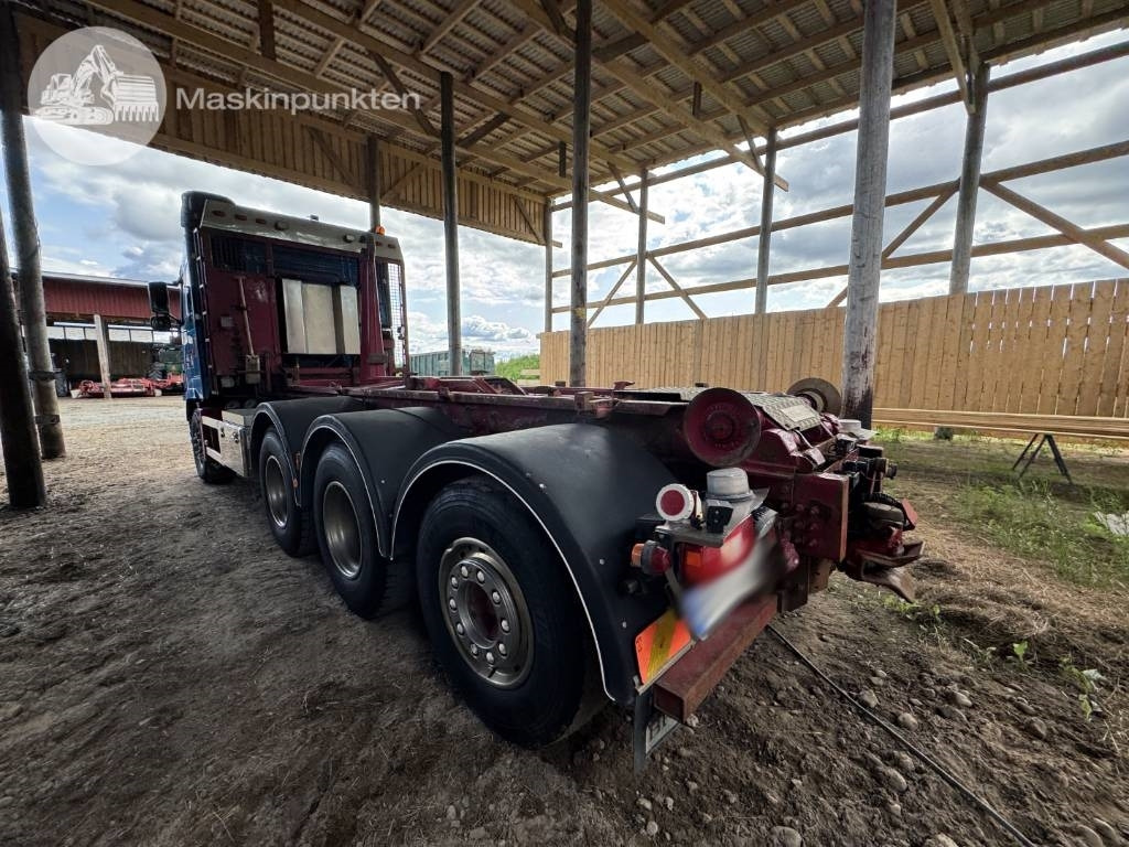 Volvo FH 16 550  - Камион со кука за подигање: слика 2 Volvo FH 16 550  - Камион со кука за подигање: слика 2
