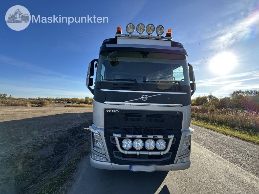 Volvo FH 6*2 - Камион со кука за подигање: слика 2 Volvo FH 6*2 - Камион со кука за подигање: слика 2