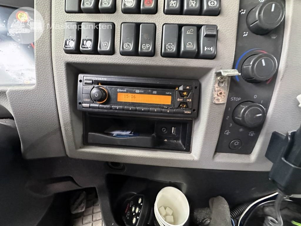 Лизинг на Volvo FL 240  Volvo FL 240: слика 26