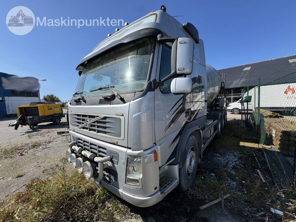 Volvo FM 440  - Камион миксер за бетон: слика 1 Volvo FM 440  - Камион миксер за бетон: слика 1