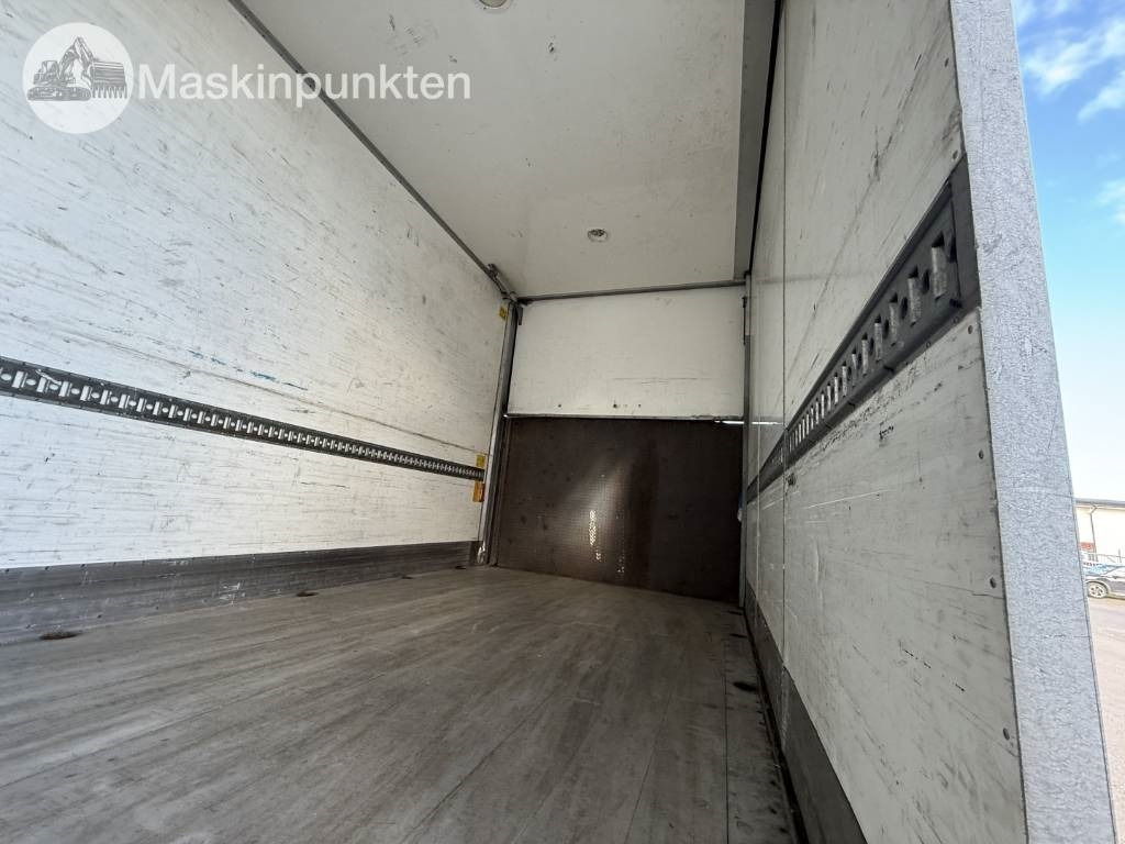 Камион сандучар Volvo FM 440: слика 32