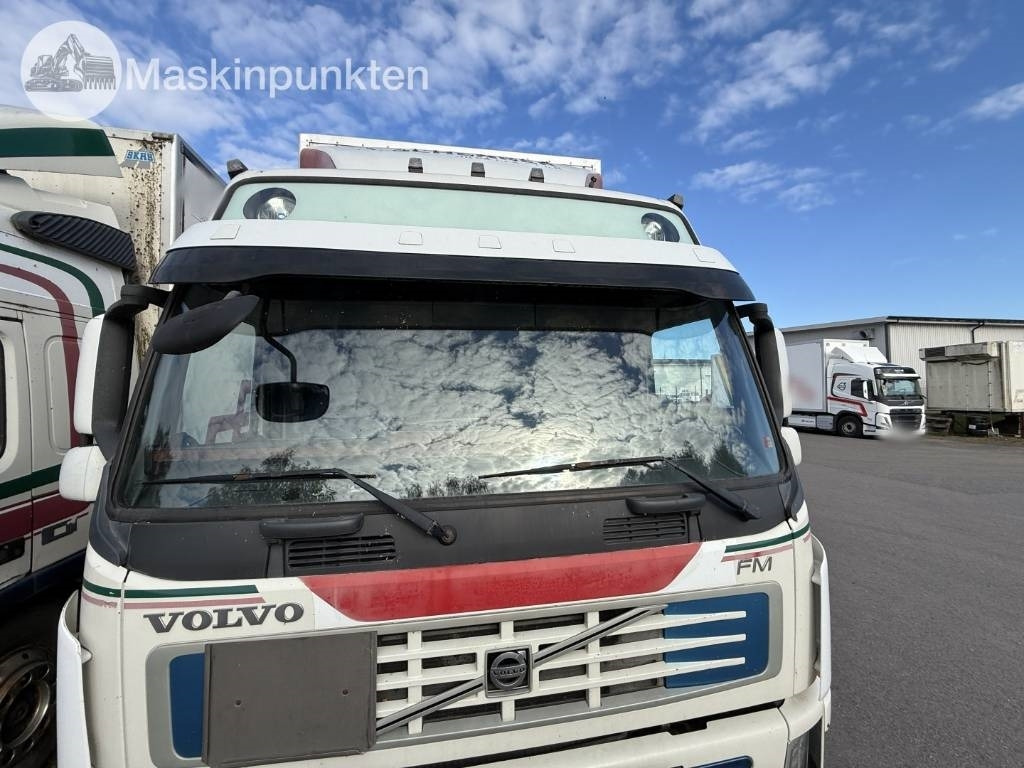 Камион сандучар Volvo FM 440: слика 46