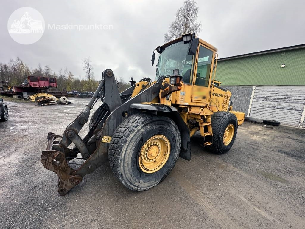 Volvo L 90 E - Натоварувач на тркала: слика 1 Volvo L 90 E - Натоварувач на тркала: слика 1