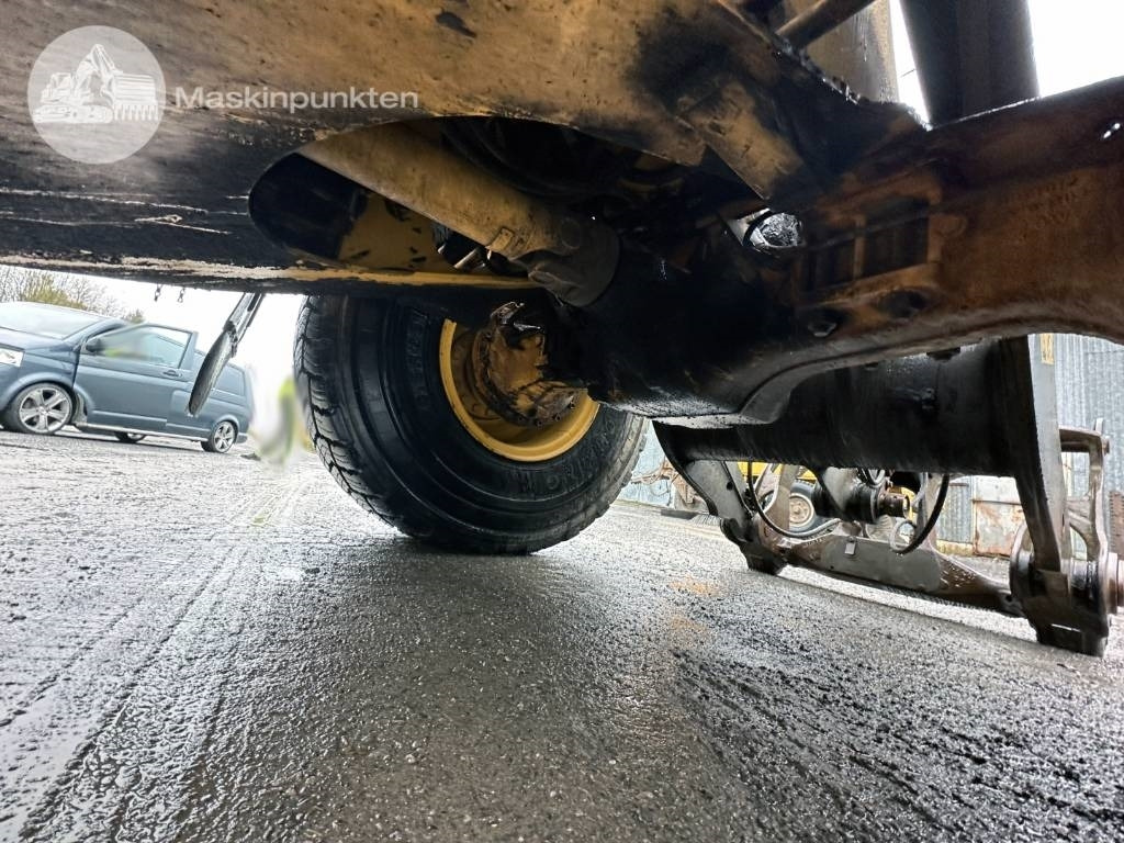 Натоварувач на тркала Volvo L 90 E: слика 39
