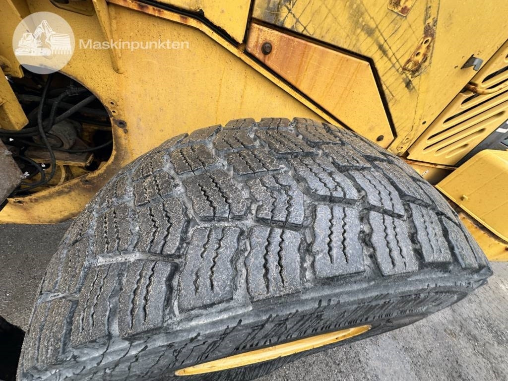 Натоварувач на тркала Volvo L 90 E: слика 27