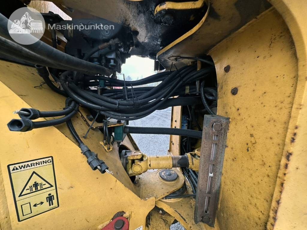 Натоварувач на тркала Volvo L 90 E: слика 43