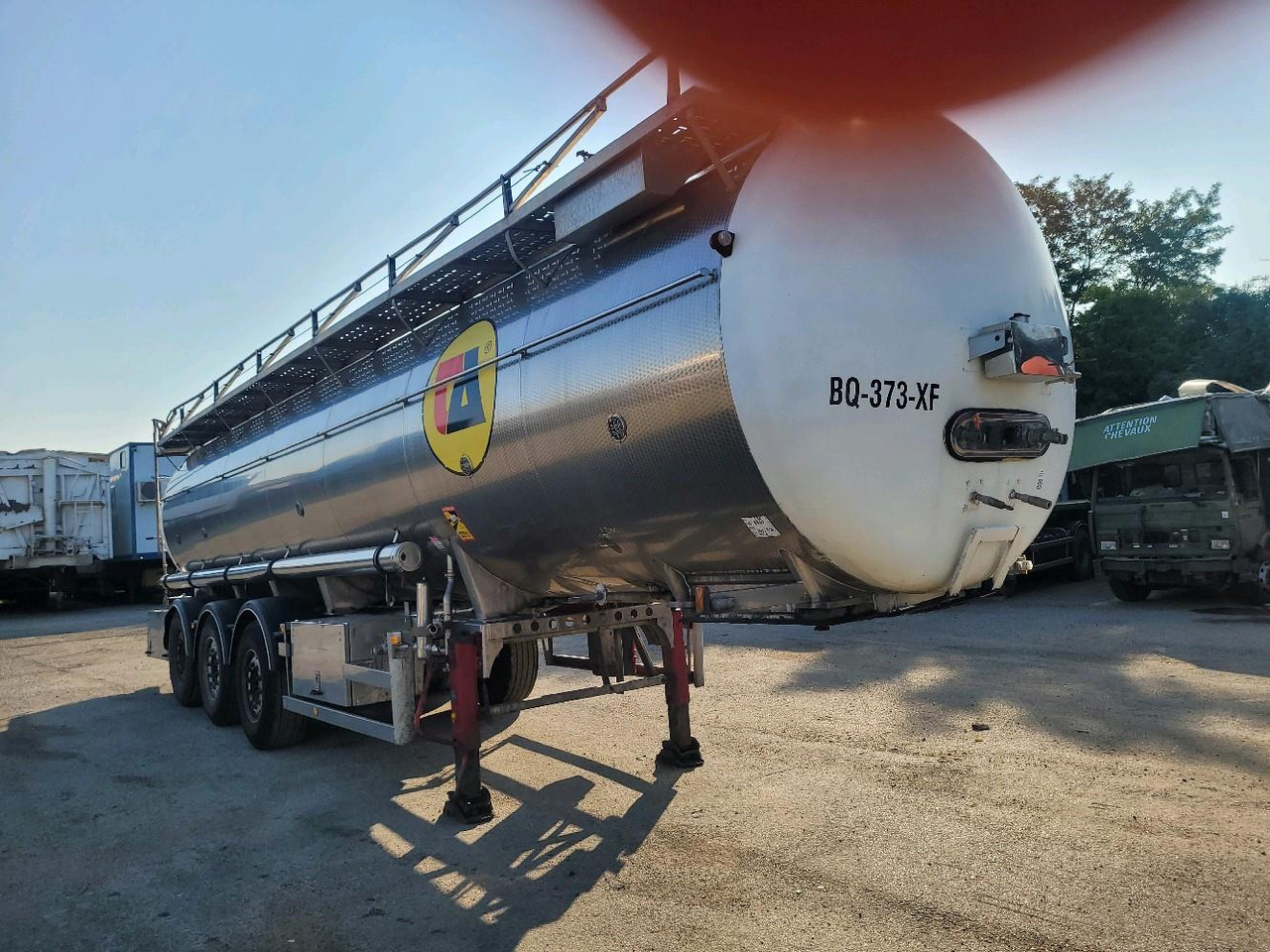 DIVERS SEMI CITERNE LAITI RE FX35DP - Опрема за молзење, Полуприколка цистерна: слика 1 DIVERS SEMI CITERNE LAITI RE FX35DP - Опрема за молзење, Полуприколка цистерна: слика 1