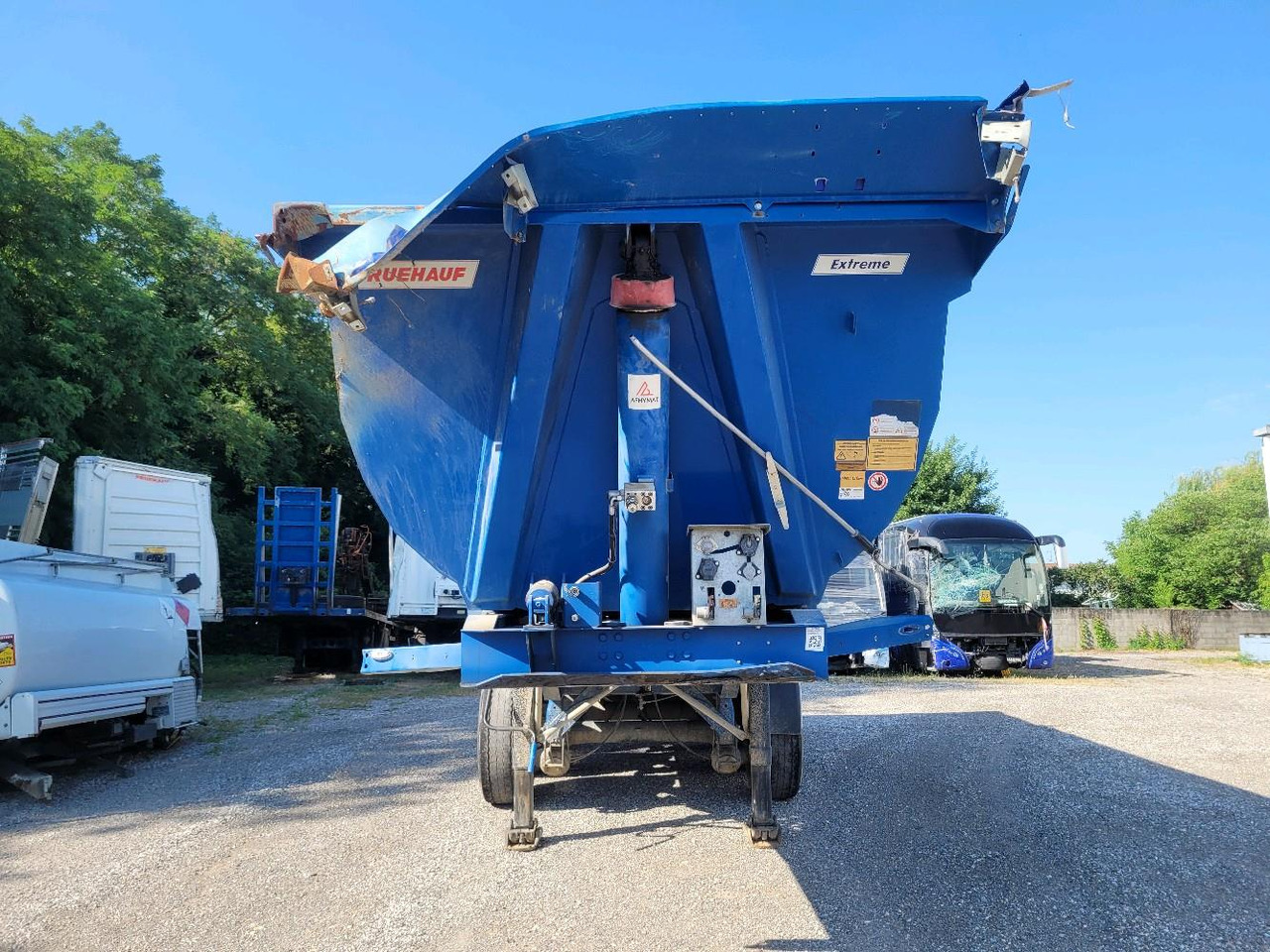 FRUEHAUF BENNE TP FST4FC - Кипер полуприколка: слика 2 FRUEHAUF BENNE TP FST4FC - Кипер полуприколка: слика 2