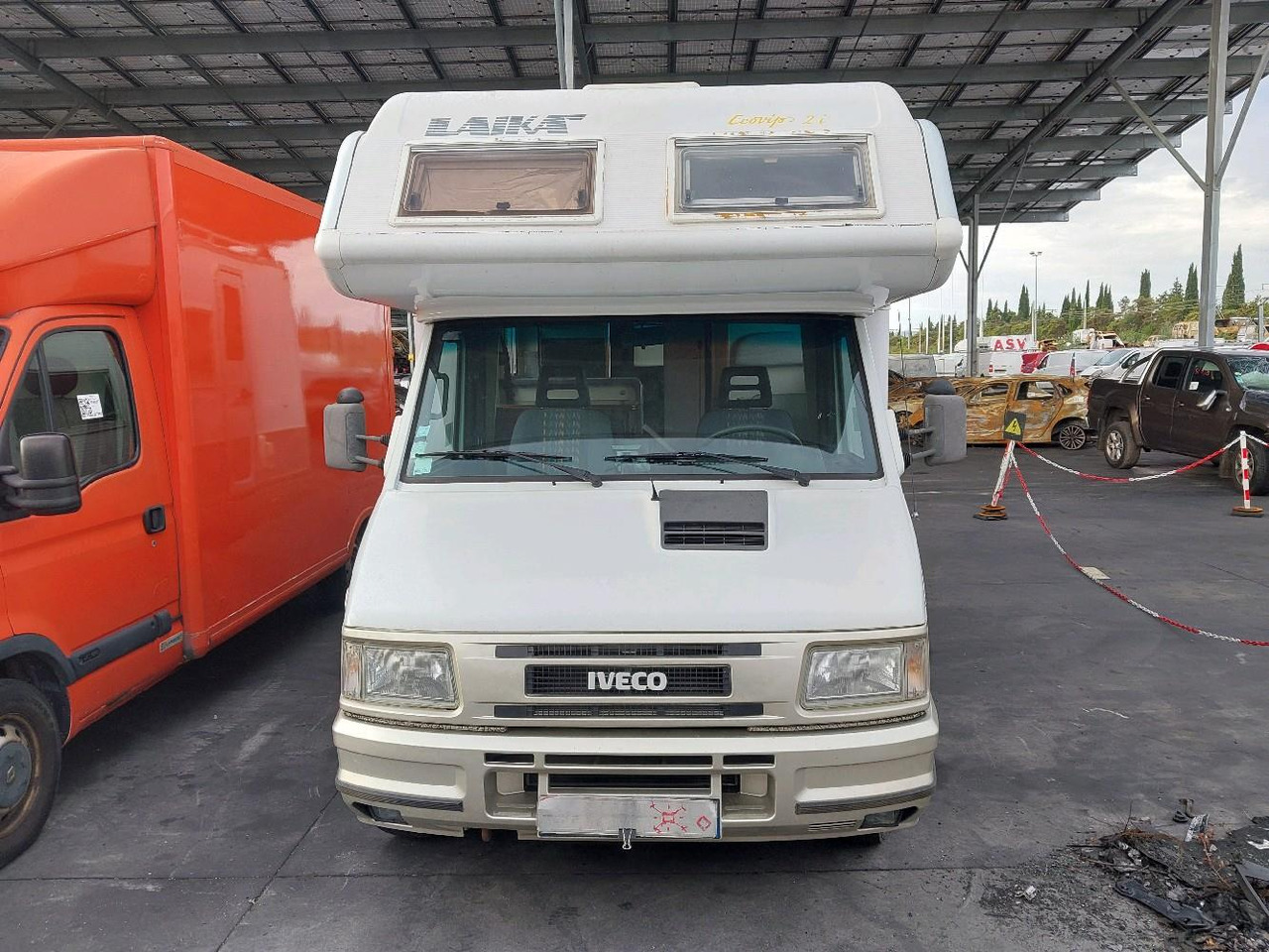 IVECO LAIKA 35.12 CAMPING 122 - Алковен кампер: слика 1 IVECO LAIKA 35.12 CAMPING 122 - Алковен кампер: слика 1
