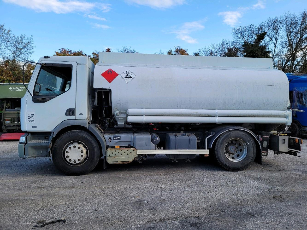 Камион цистерна RENAULT PREMIUM 210.19 CITERNE: слика 8 Камион цистерна RENAULT PREMIUM 210.19 CITERNE: слика 8