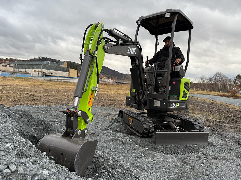Нов Мини багер ZAOX ZA16A: слика 6