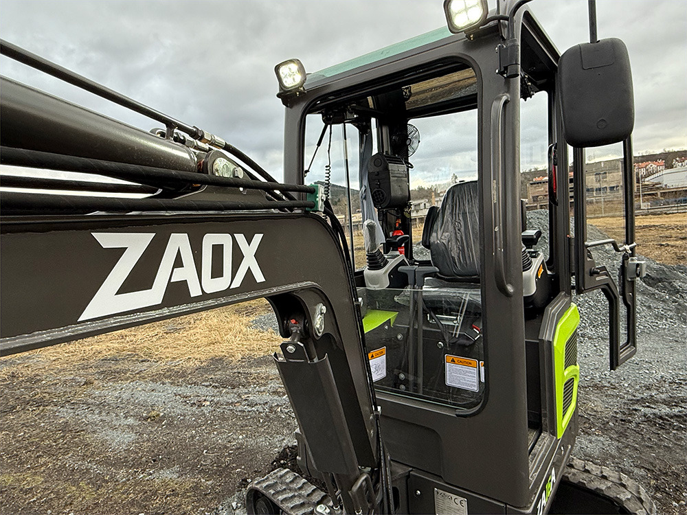 Нов Мини багер ZAOX ZA16A: слика 16