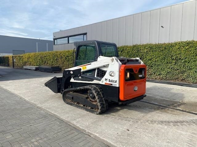 Bobcat T 450 - Компактен натоварувач: слика 1 Bobcat T 450 - Компактен натоварувач: слика 1