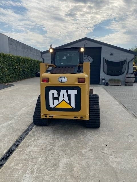 CAT 247 B 3 - Компактен натоварувач: слика 3 CAT 247 B 3 - Компактен натоварувач: слика 3