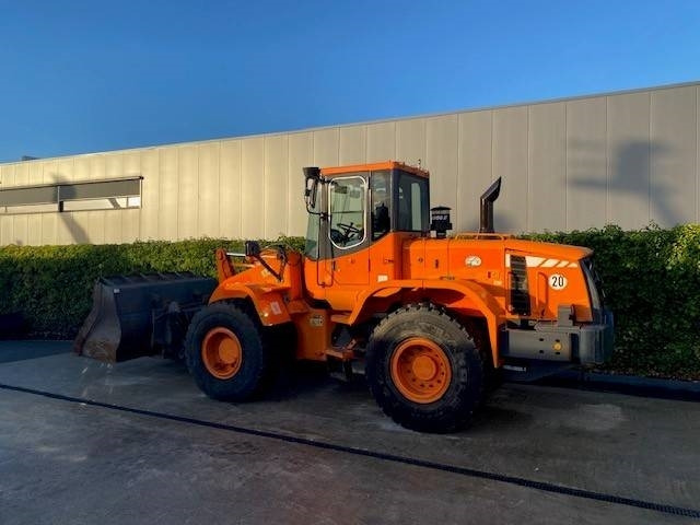 Doosan DL 200 - Натоварувач на тркала: слика 3 Doosan DL 200 - Натоварувач на тркала: слика 3