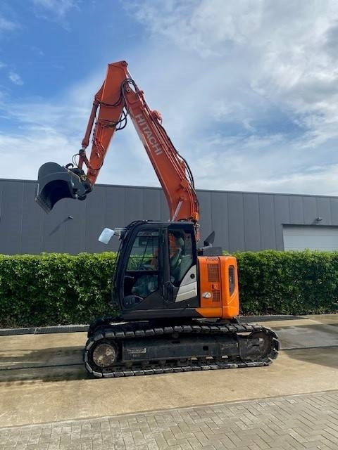 Hitachi ZX 135 US-6 - Багер гасеничар: слика 2 Hitachi ZX 135 US-6 - Багер гасеничар: слика 2