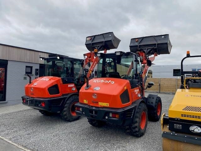Kubota R 090 - Натоварувач на тркала: слика 3 Kubota R 090 - Натоварувач на тркала: слика 3