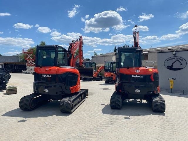 Kubota U 50-5 - Мини багер: слика 1 Kubota U 50-5 - Мини багер: слика 1