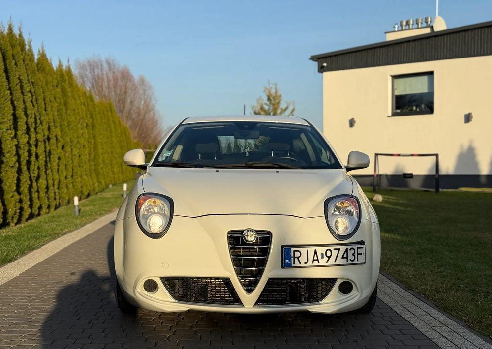 Alfa Romeo Mito - Автомобил: слика 2 Alfa Romeo Mito - Автомобил: слика 2