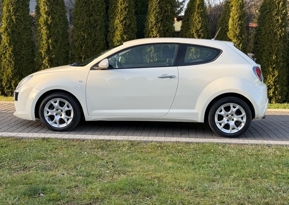 Alfa Romeo Mito - Автомобил: слика 4 Alfa Romeo Mito - Автомобил: слика 4