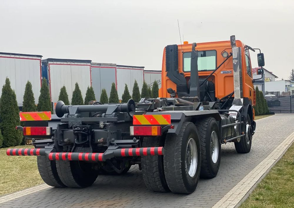 DAF CF 85.340 6X4 MANUAL - Камион со кука за подигање: слика 4 DAF CF 85.340 6X4 MANUAL - Камион со кука за подигање: слика 4